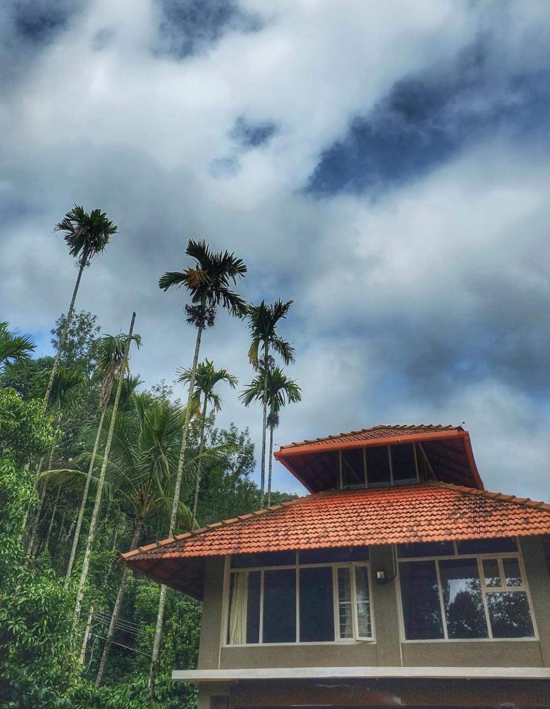 Coorg Divine Spark Home Stay Suntikoppa Extérieur photo